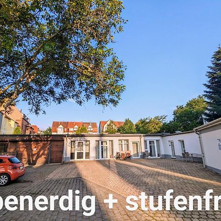 Fewo Urban Gotha-Apartment Friedenstein- Am Schlosspark- Parken An Der Der Tuer- Barrierefrei, 900 Meter Zum Bahnhof - Wallbox エクステリア 写真