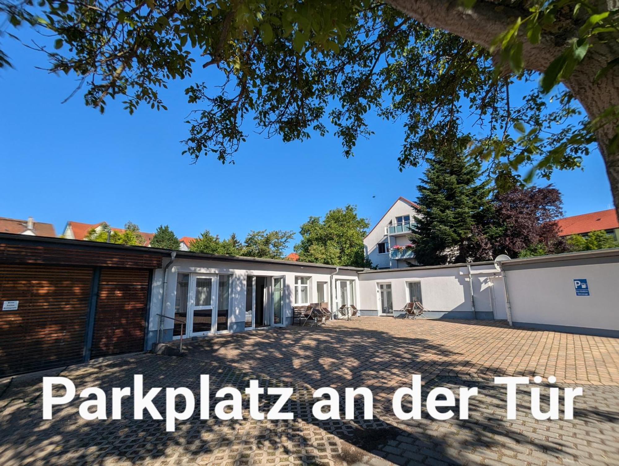Fewo Urban Gotha-Apartment Friedenstein- Am Schlosspark- Parken An Der Der Tuer- Barrierefrei, 900 Meter Zum Bahnhof - Wallbox エクステリア 写真